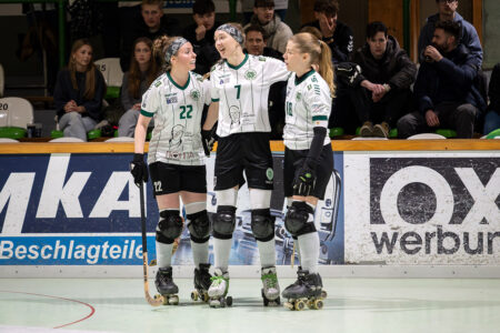 Dörper Cats stürmen mit 7:0 ins Pokalfinale – Kahmann-Gala gegen Düsseldorf